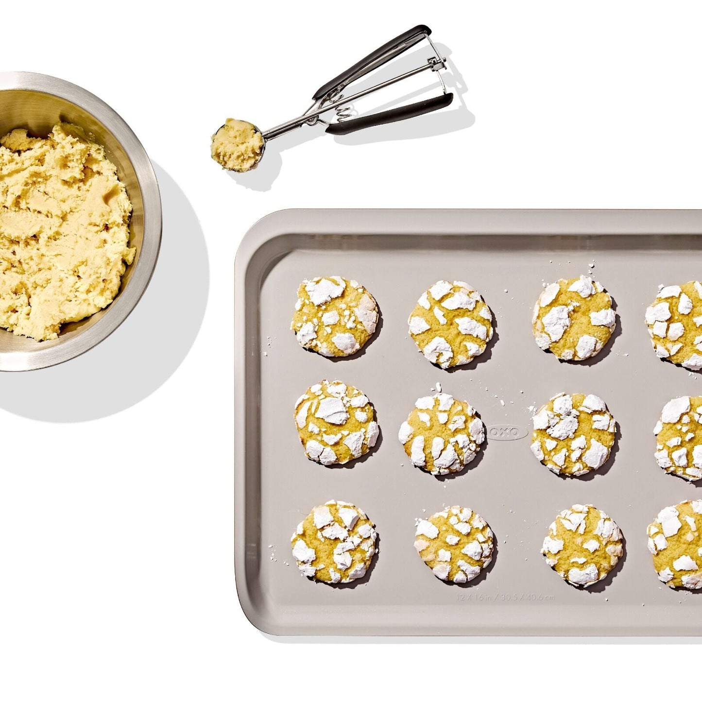 non-stick-pro-ceramic-coated-metal-bakeware-cookie-sheet-biscuit-d7 c3946024-e338-40f6-8233-80d425b1e6dc.jpeg