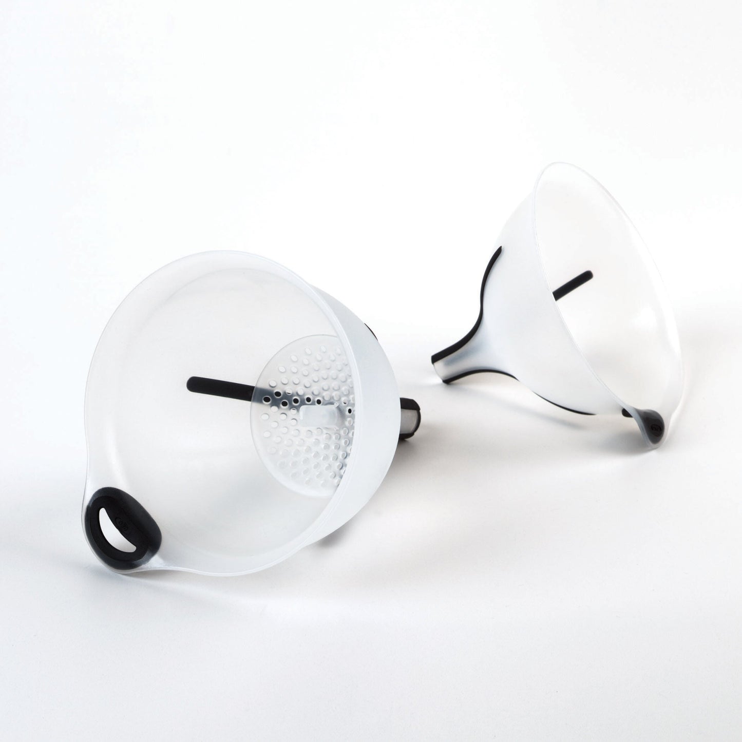 3-piece-multi-purpose-funnel-set-y0 1047091_3_oxogoodgrips_3piecemulitpurposefunnelset.jpg