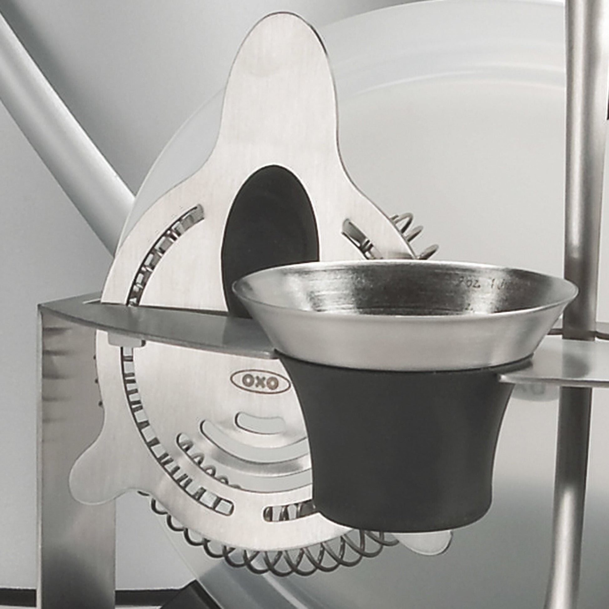 steel-cocktail-strainer-h7 1058016_5_steel_cocktail_strainer.jpg