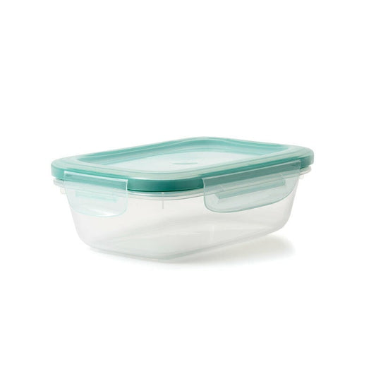 oxo-good-grips-3-cup-smart-seal-plastic-container-p7 11175300snap3cup.jpg