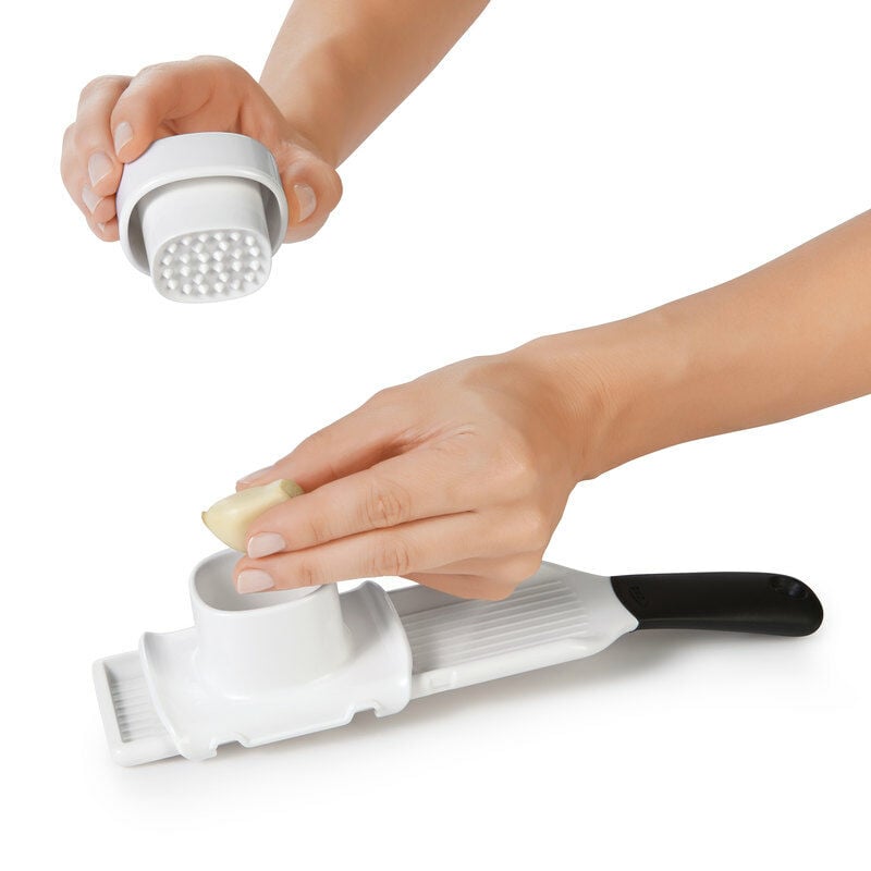 oxo-good-grips-garlic-slicer-b0 111786003.jpg