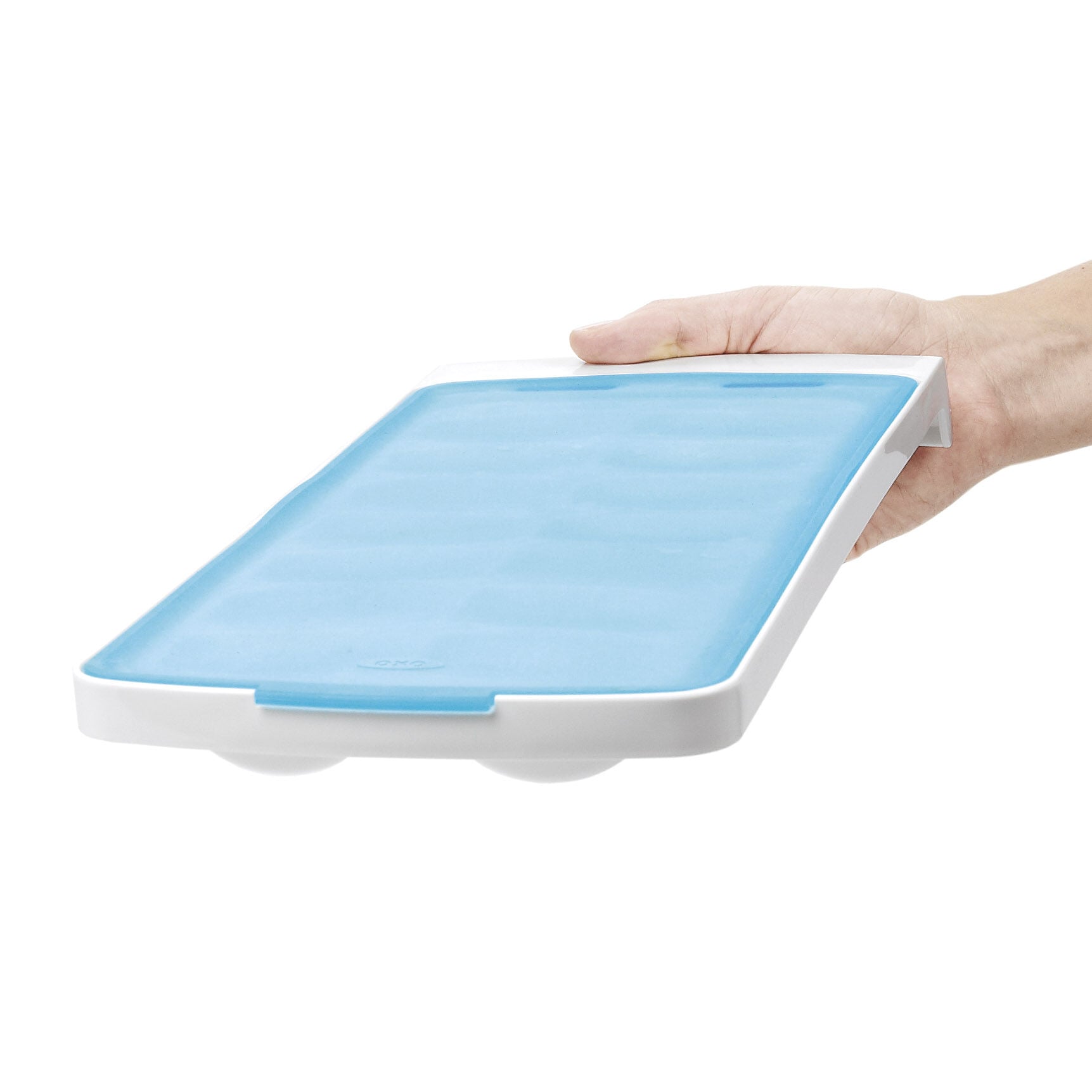 no-spill-ice-cube-tray-a3 1132080_3_no-spill_ice_cube_tray.jpg