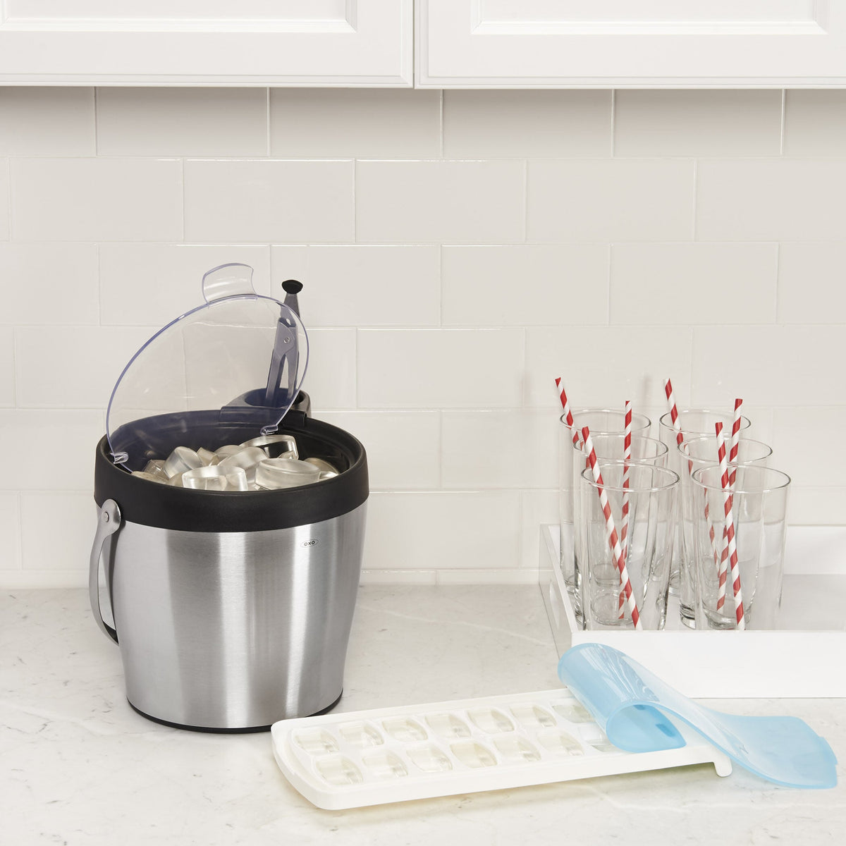 no-spill-ice-cube-tray-a3 1132080_8_no-spill_ice_cube_tray.jpg