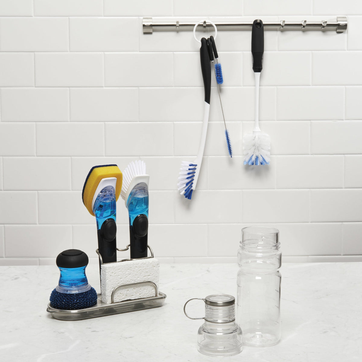 water-bottle-cleaning-set-s2 1329080_8_water_bottle_cleaning_set.jpg