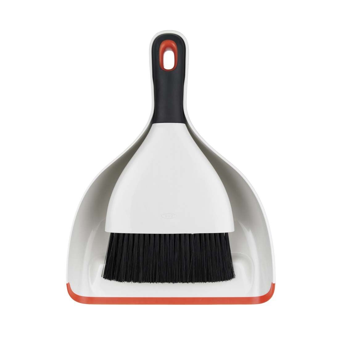 dustpan-and-brush-set-c5 1334480.jpg