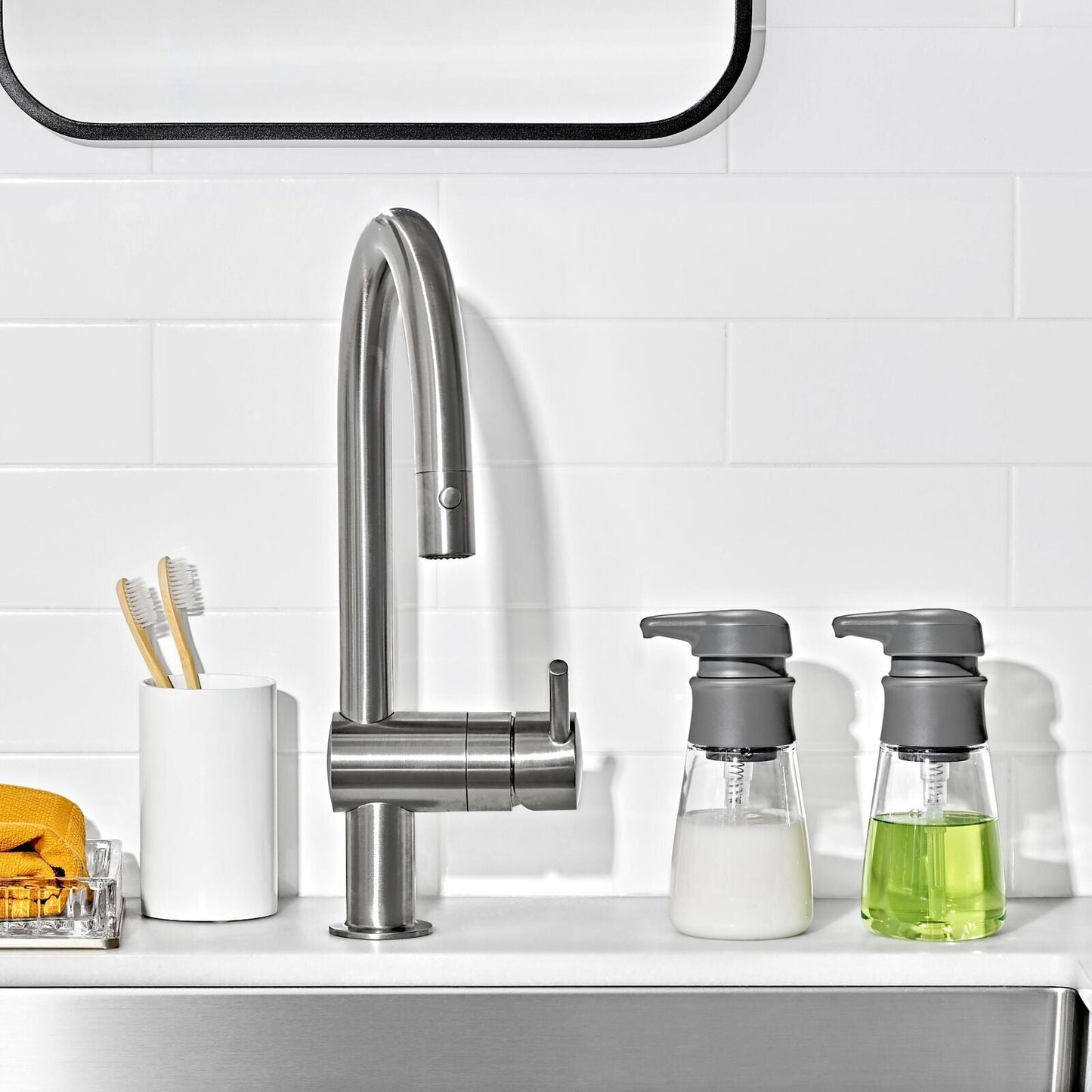 hand-soap-dispenser-10-oz-d0 13398100_11.jpg