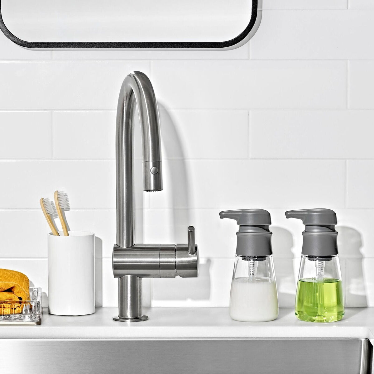 hand-soap-dispenser-10-oz-d0 13398100_11.jpg
