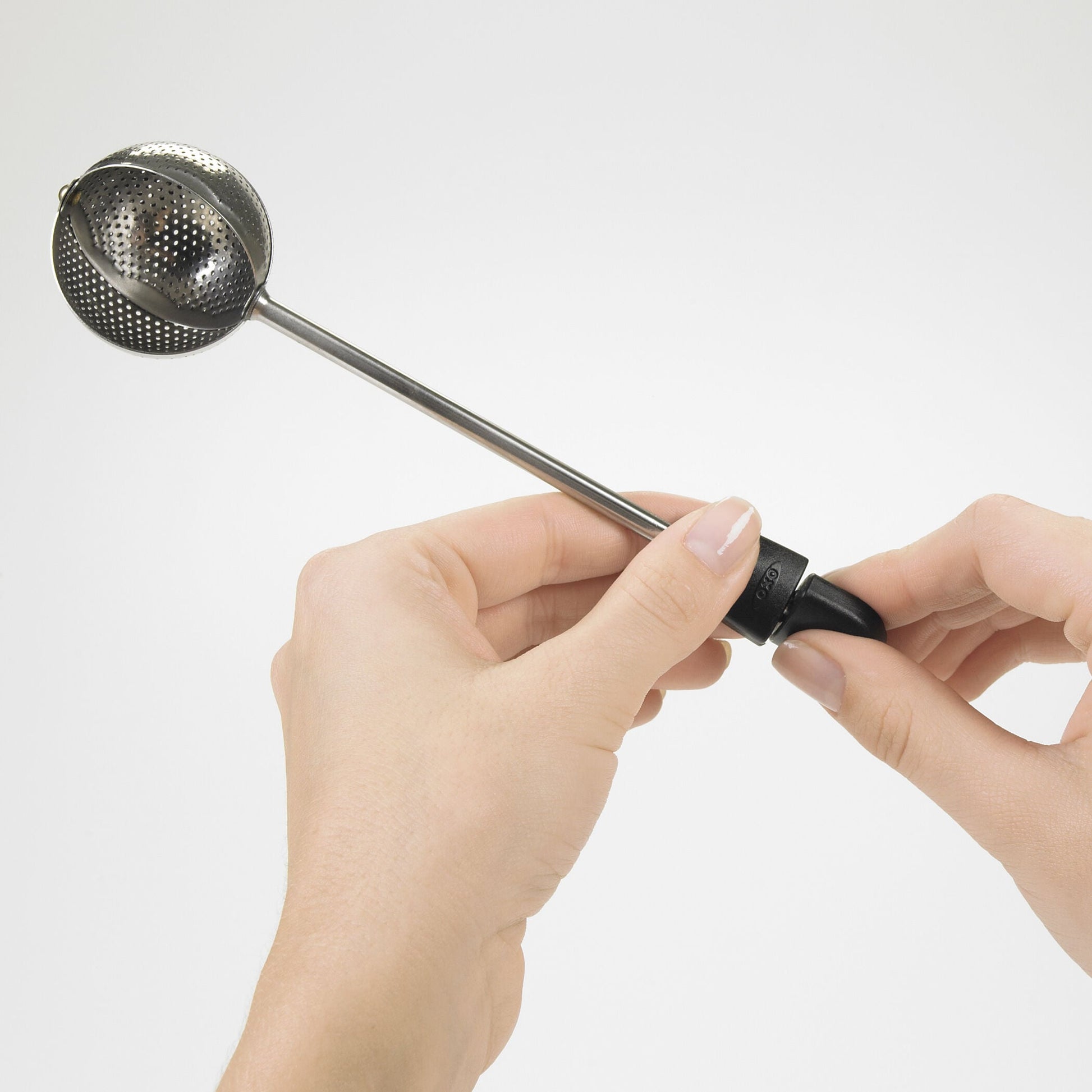 twisting-tea-ball-c6 1410280_5_twisting_tea_ball.jpg