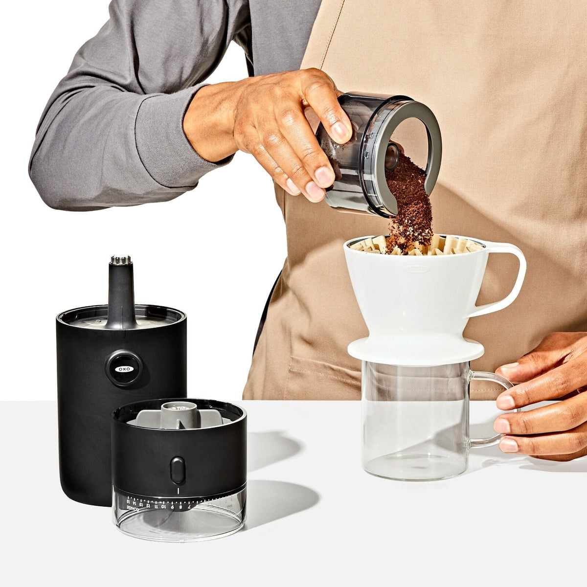 compact-conical-burr-coffee-grinder-p9 brew_8720800_compactgrinder_pdp_06.jpg