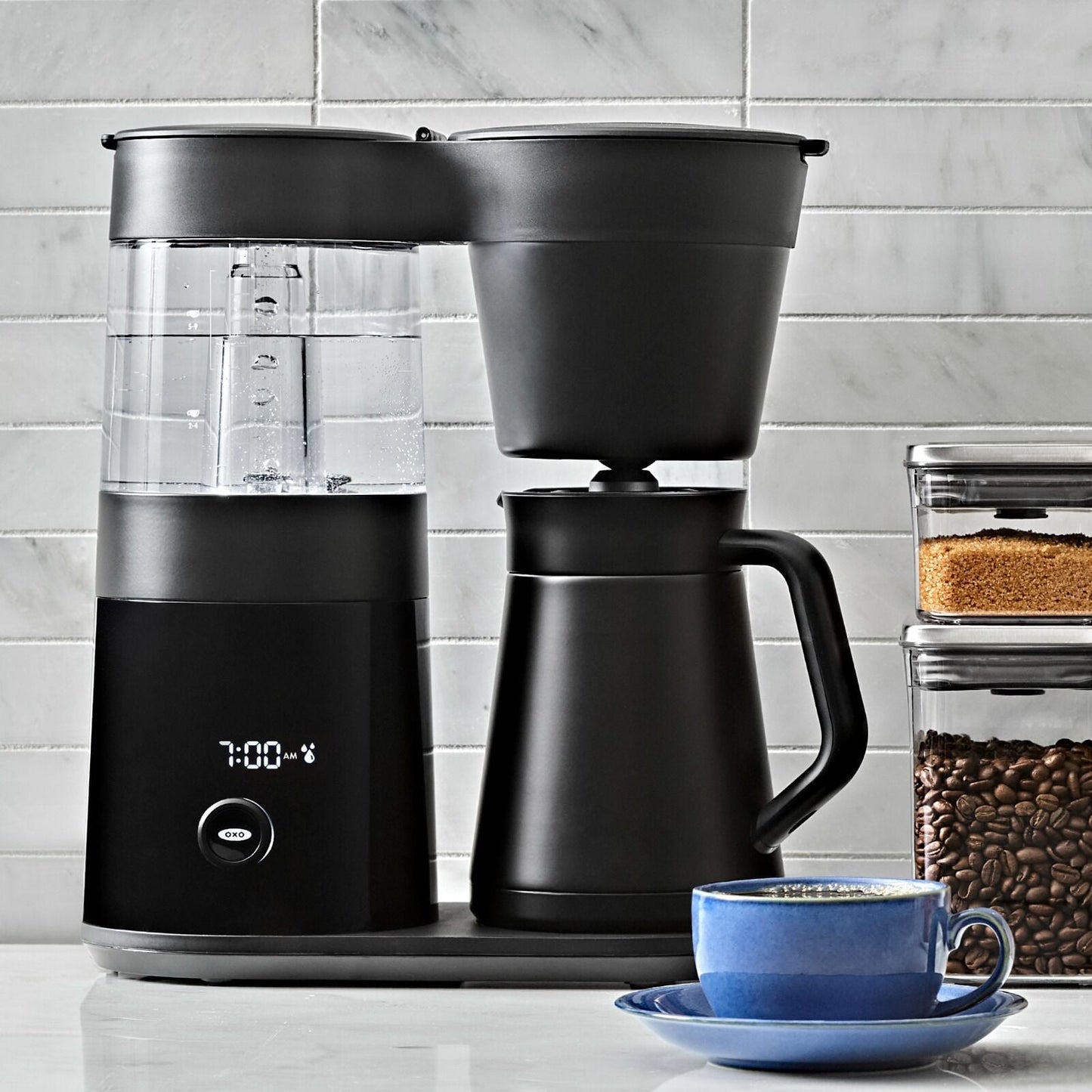 9-cup-coffee-maker-matte-black-n2 brew_8725000_9-cup-coffee-maker-black_pdp_01.jpeg