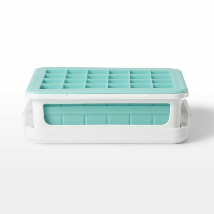 covered-silicone-ice-cube-tray-cocktail-cubes-d8 covered_silicone_ice_cube_tray-cocktail_cubes_11154300_6.jpg