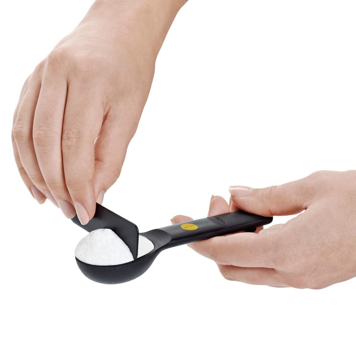 7-piece-plastic-measuring-spoons-black-c0 gg_11110801_3_1_.jpg