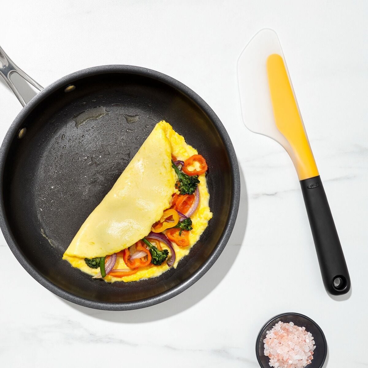 small-flip-and-fold-omelet-turner-l0 gg_11140800_9.jpg