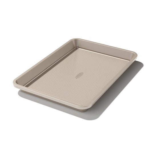 non-stick-pro-quarter-sheet-jelly-roll-pan-9-x-13-x7 gg_11165000v1_201216_01_1_.jpg