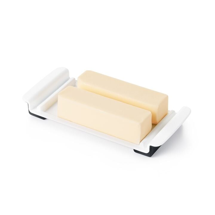 oxo-good-grips-wide-butter-dish-a6 gg_11198400_1d.jpg