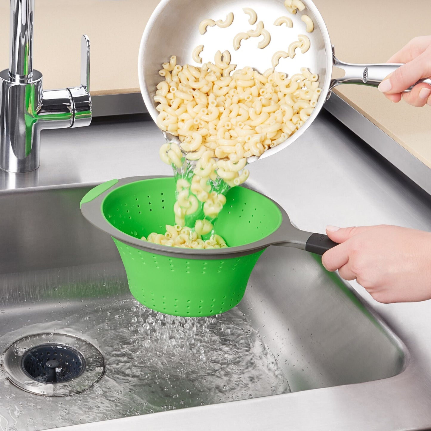 silicone-collapsible-strainer-2-0-qt-e4 gg_11208300_4.jpg