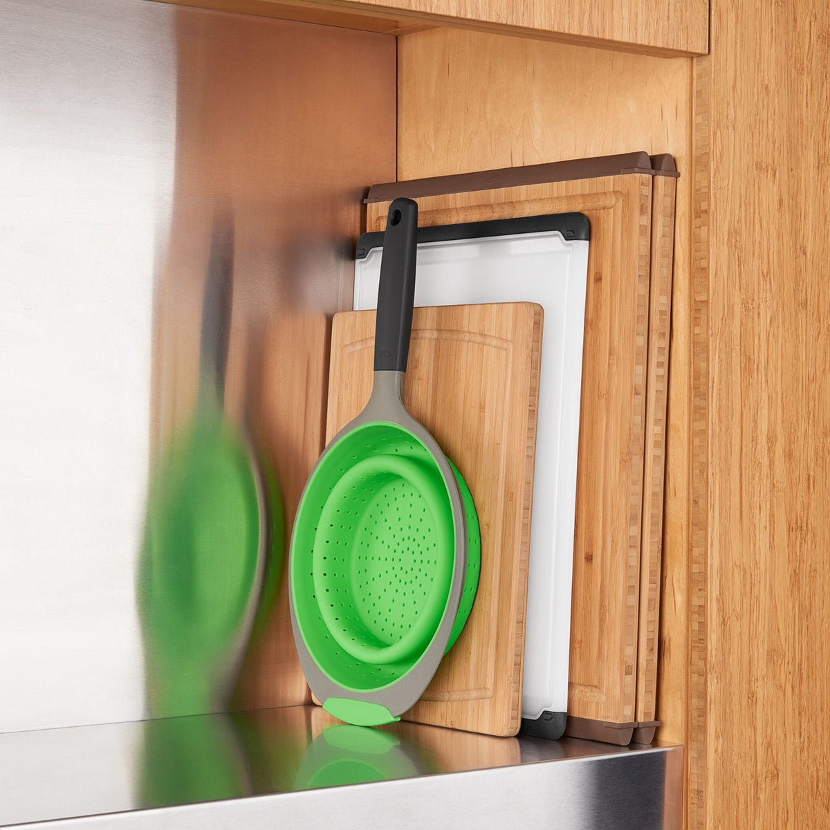 silicone-collapsible-strainer-2-0-qt-e4 gg_11208300_9.jpg