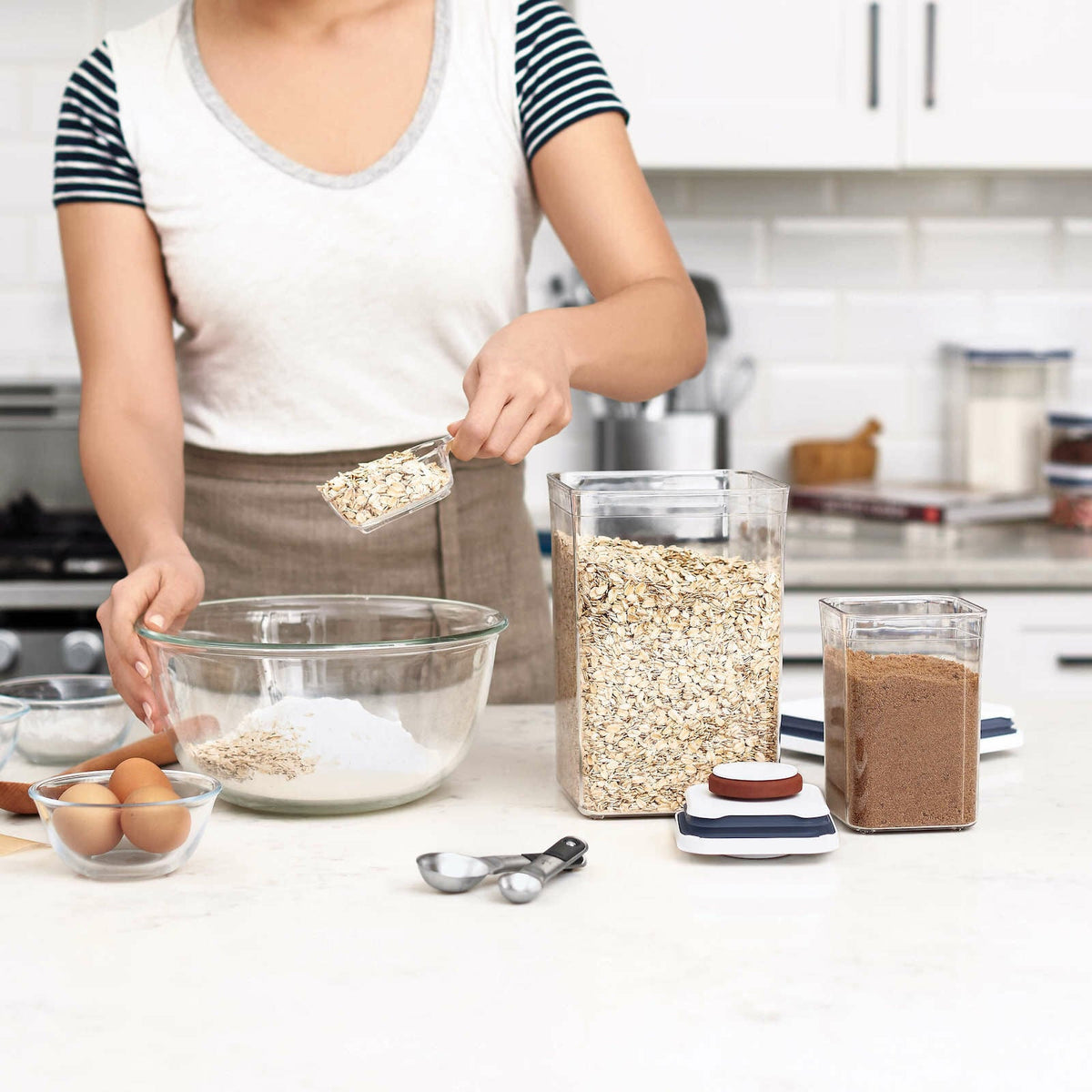 8-piece-pop-container-baking-set-s9 gg_11236500_4_1_.jpg