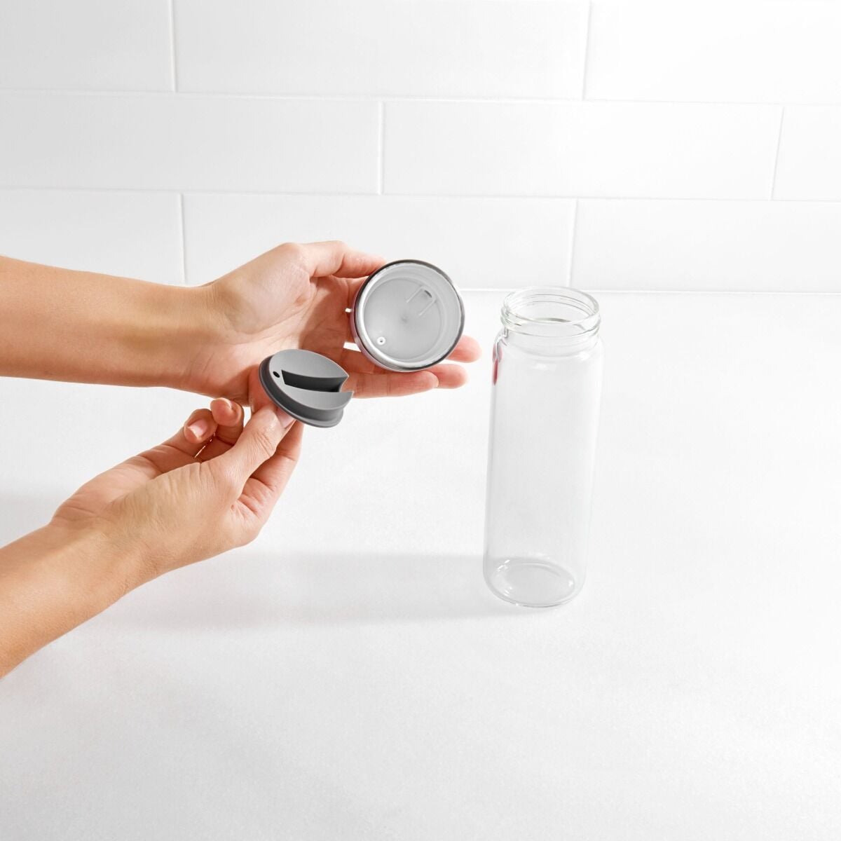 precision-pour-glass-dispenser-12-oz-f5 gg_11247900_4b.jpg