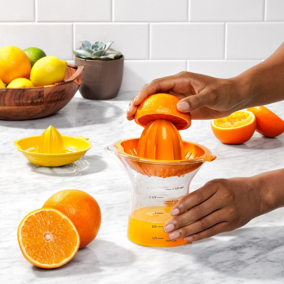 2-in-1-citrus-juicer-m5 gg_11263400_4a_1.jpg