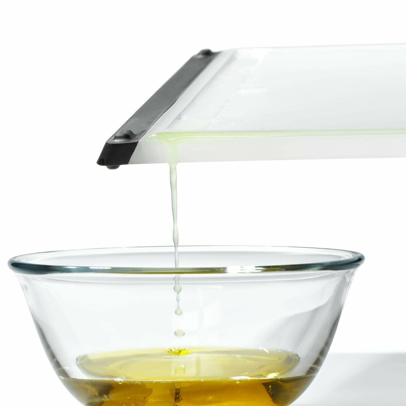 carving-and-cutting-board-b9 gg_11272900_7a_1.jpg