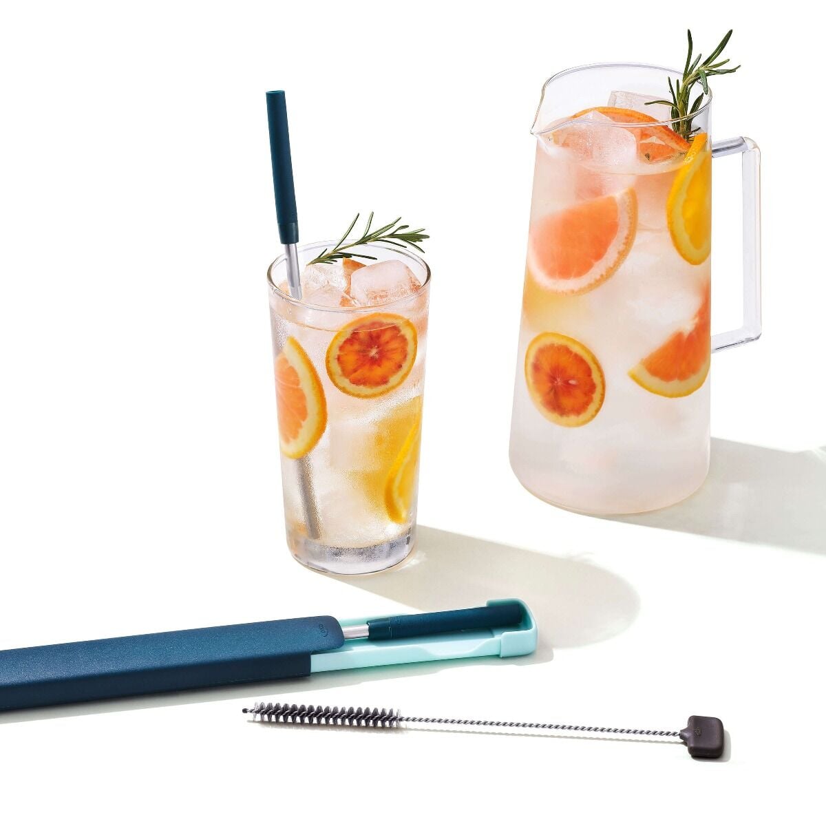 4-piece-reusable-straw-and-brush-set-with-case-u3 gg_11300200_9_1_.jpg