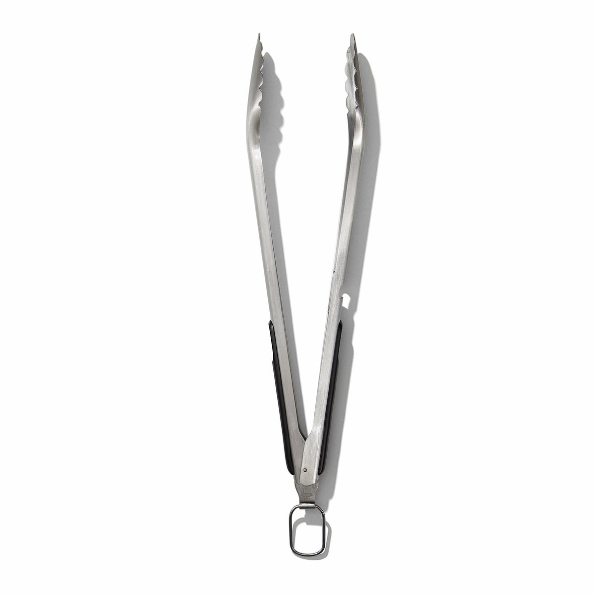 grilling-tongs-with-built-in-bottle-opener-t6 gg_11309000_050520_6_rgb_1_.jpg