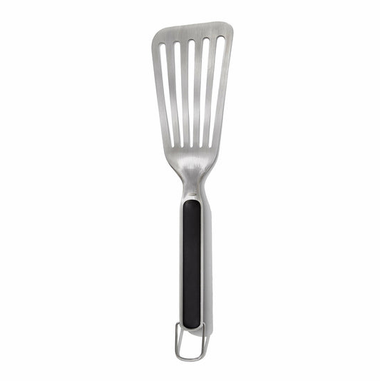 grilling-precision-turner-l3 gg_11309200_050520_3_rgb_1_.jpg