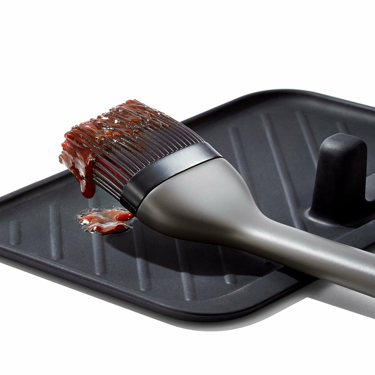 grilling-basting-brush-w9 gg_11309300_050620_4_rgb_1_.jpg