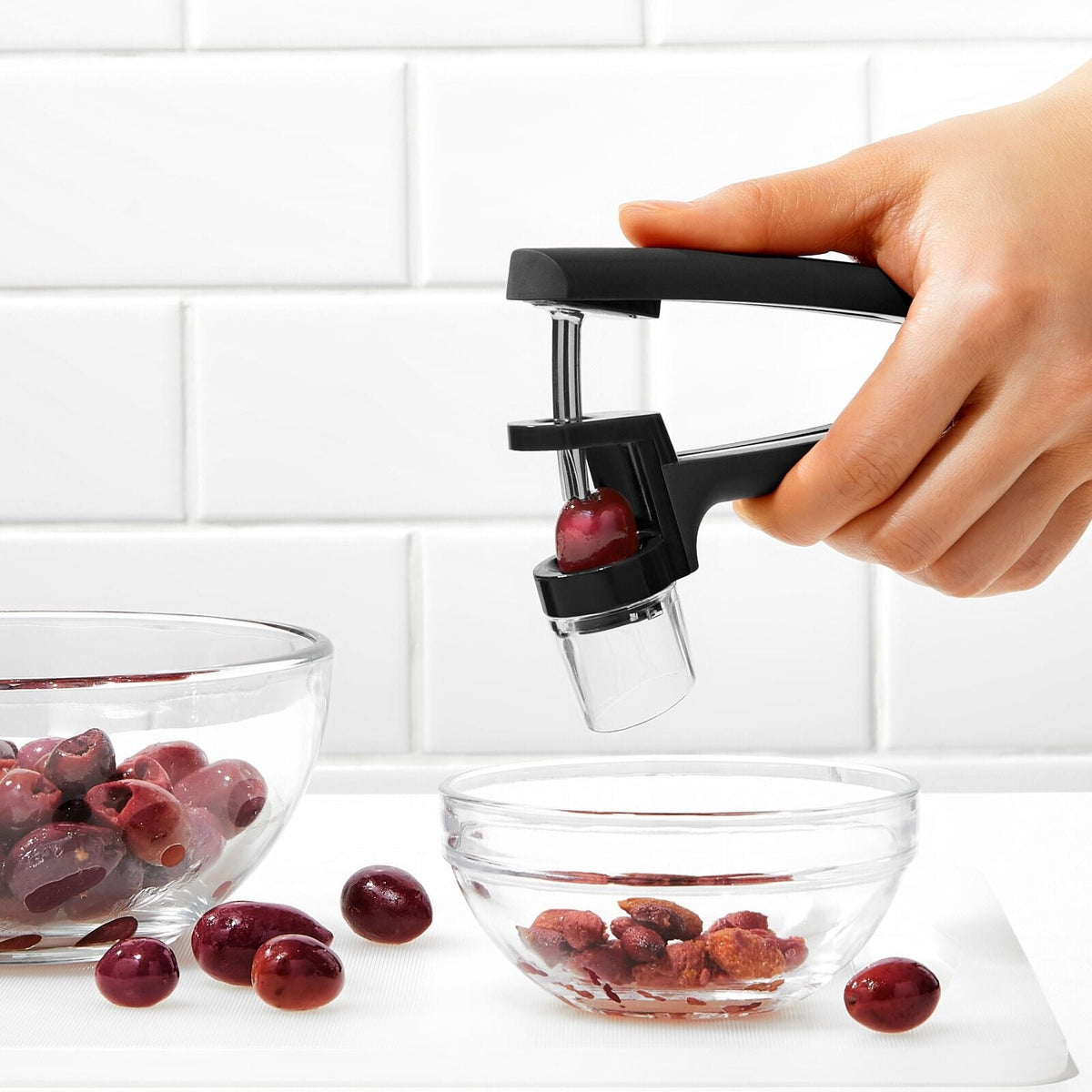 cherry-and-olive-pitter-black-z9 gg_11316300_8a.jpg