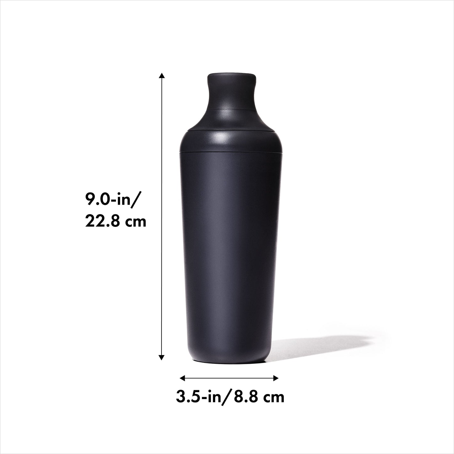 oxo-good-grips-plastic-cocktail-shaker-20-oz-590-ml-capacity-j1 gg_11327200_8dim.jpg