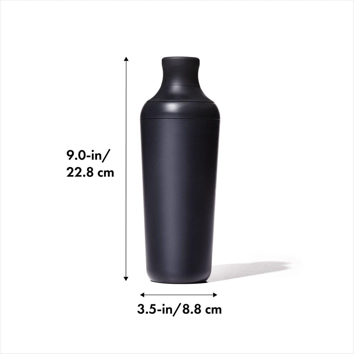 oxo-good-grips-plastic-cocktail-shaker-20-oz-590-ml-capacity-j1 gg_11327200_8dim.jpg