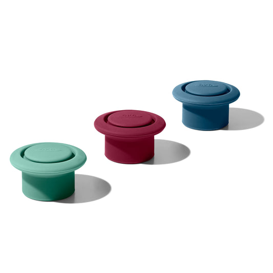 oxo-good-grips-silicone-wine-stoppers-v3 gg_11327400_121720_05_rgb.jpg