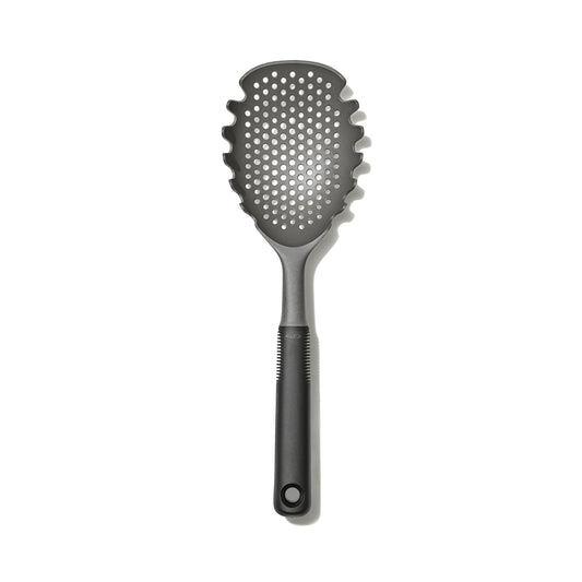 pasta-scoop-strainer-x5 gg_11338300_062221_04_rgb.jpg