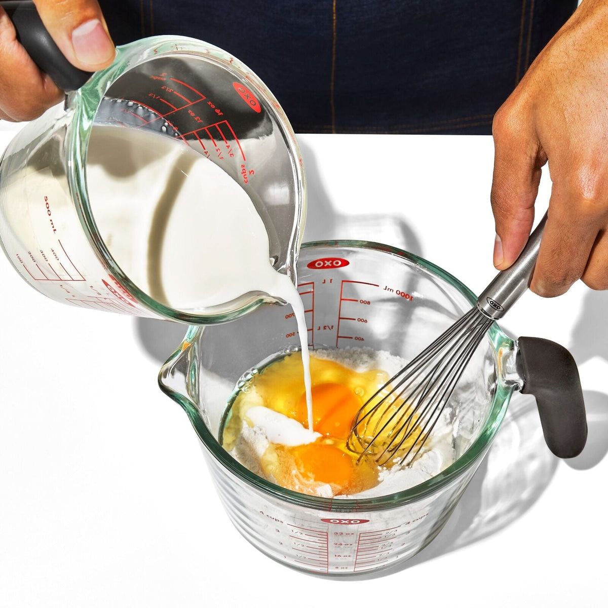 4-cup-glass-measuring-cup-j5 gg_11382000_4cupglassmeasuringcup_pdp_02.jpg