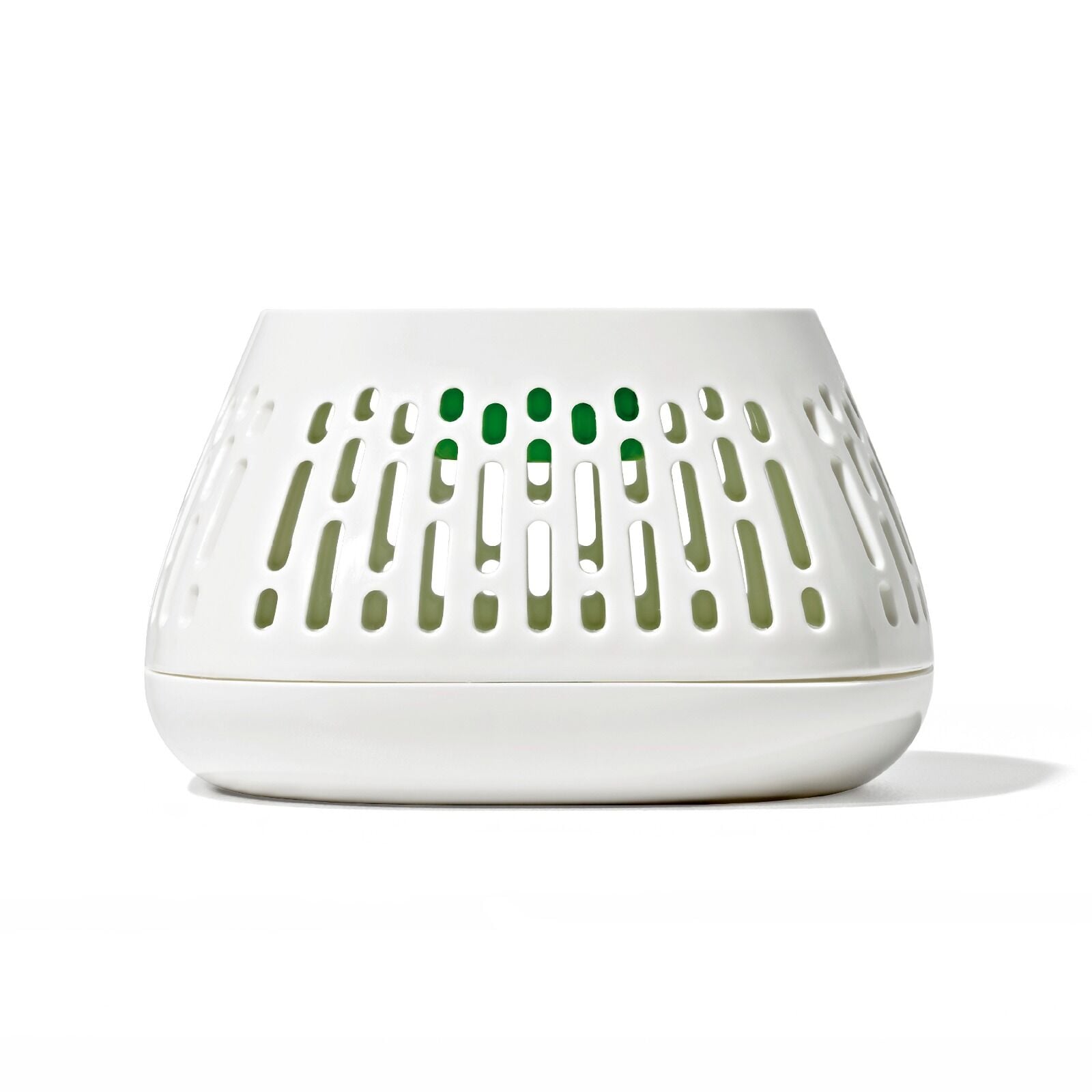 produce-saver-crisper-drawer-insert-2-pack-d6 gg_11427700_greensaver-crisper-drawer-insert_pdp_05.jpeg