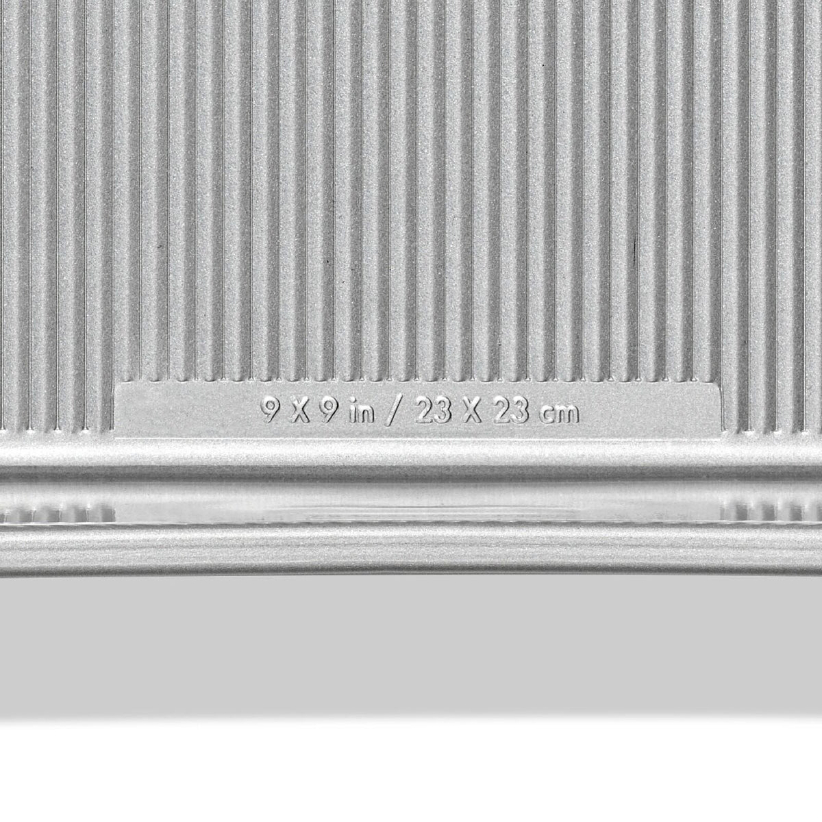 nonstick-pro-clear-coated-9in-square-cake-pan-y1 gg_11435200_9in-square-cake-pan_pdp_06.jpeg