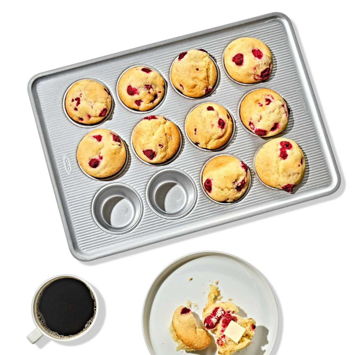 non-stick-pro-clear-coated-12-cup-muffin-pan-y0 gg_11435600_12-cup-muffin-pan_pdp_01.jpeg