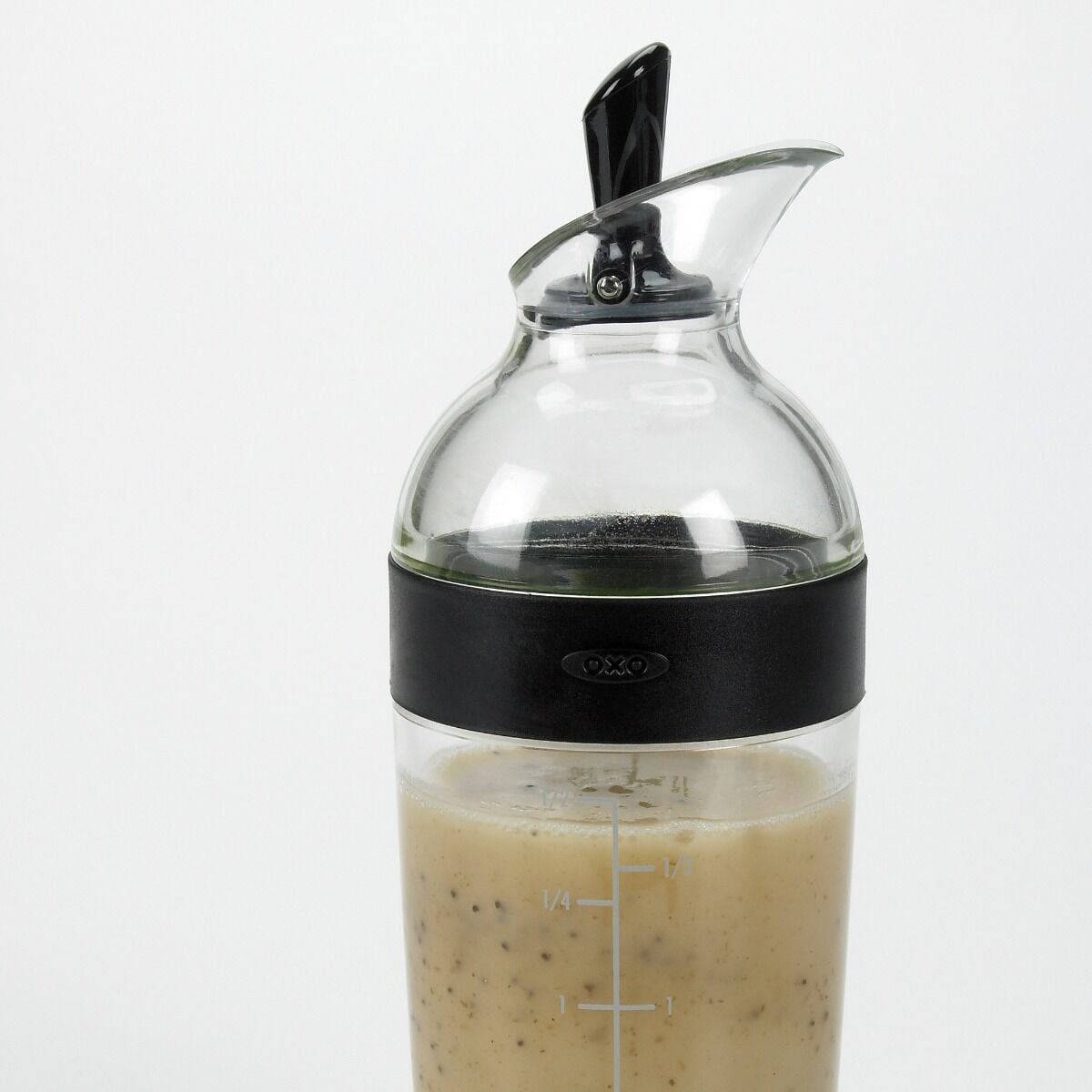 salad-dressing-shaker-o3 gg_1188500_5.jpg