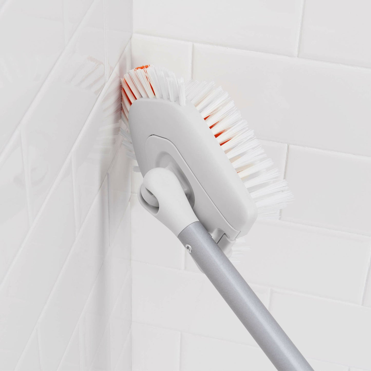 extendable-tub-and-tile-brush-k3 gg_12166000_7_1_.jpg