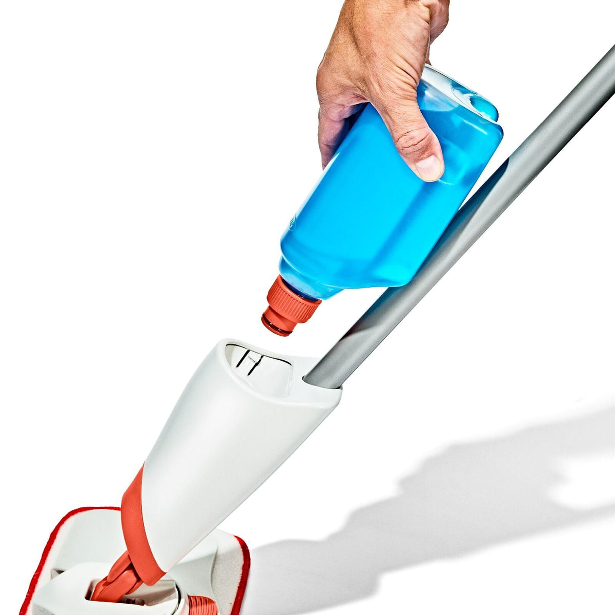 microfiber-spray-mop-b9 gg_12422900_spray-mop_pdp_07.jpeg