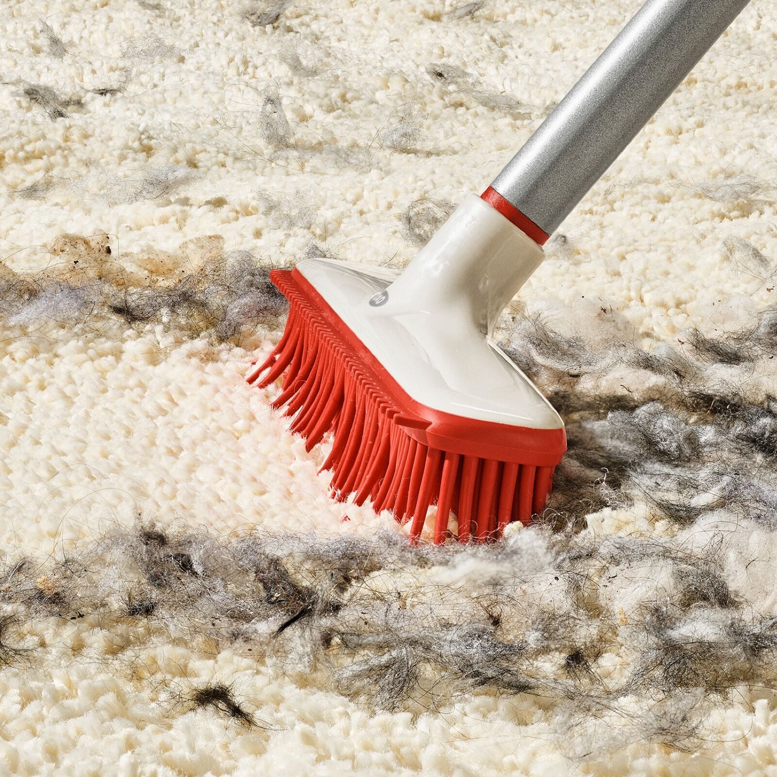 oxo-good-grips-fur-broom-k2 gg_12423000_fur-broom-compact_pdp_05.jpeg