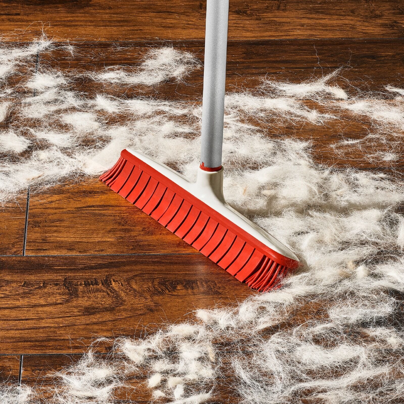 oxo-good-grips-fur-broom-k2 gg_12423000_fur-broom-compact_pdp_06.jpeg