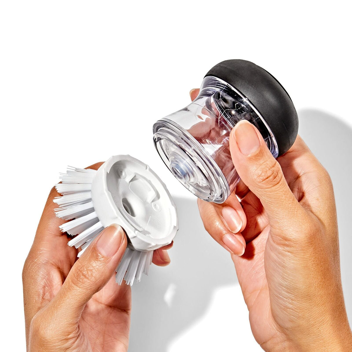 soap-dispensing-palm-brush-refills-4-pack-r2 gg_12425900_palm-brush-refills-4-pack_pdp_02.jpeg