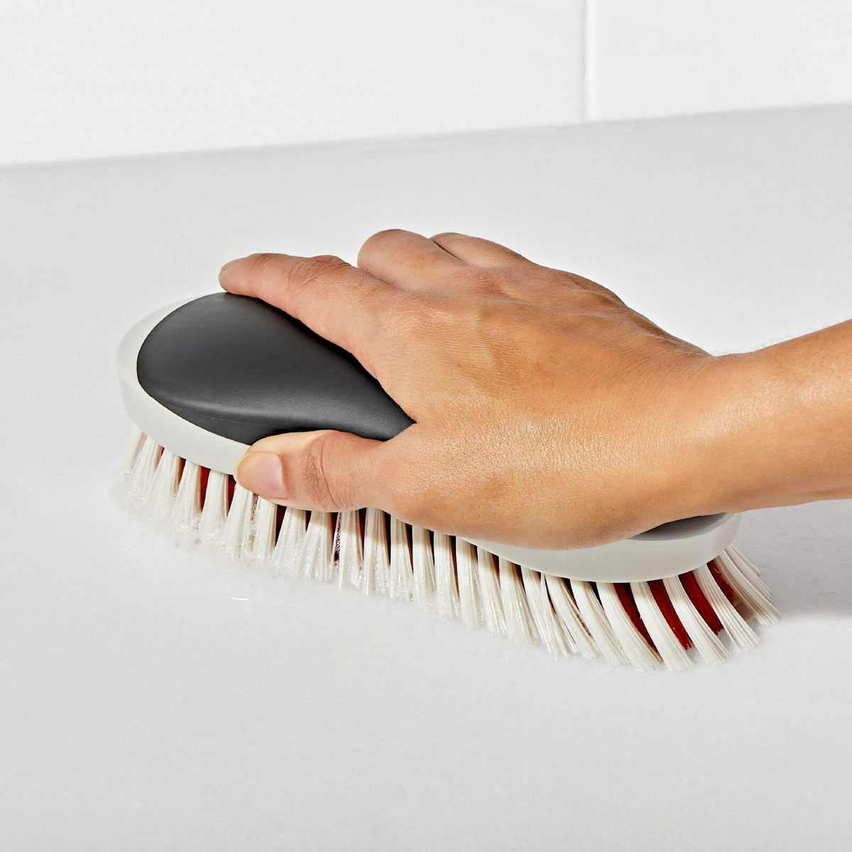 grout-brush-and-heavy-duty-scrub-brush-combo-set-v9 gg_12426100_grout-and-heavy-duty-brush-2-pack_pdp_02.jpeg