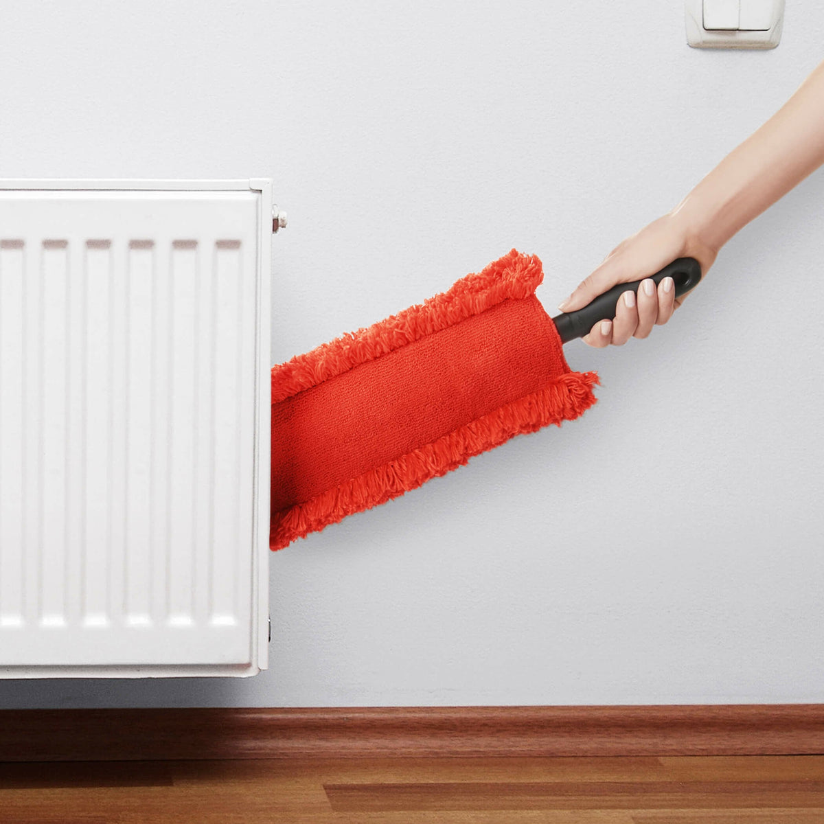 microfiber-under-appliance-duster-i0 gg_1245400_4d_1__1.jpg