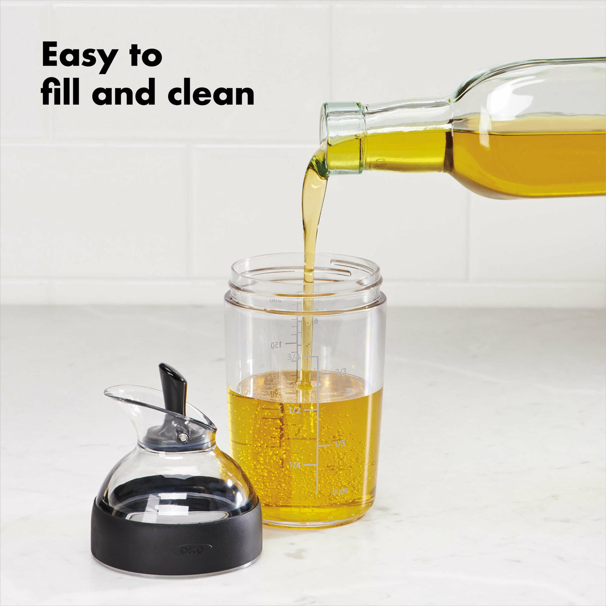 little-salad-dressing-shaker-i7 gg_1268980_8b_1_.jpg