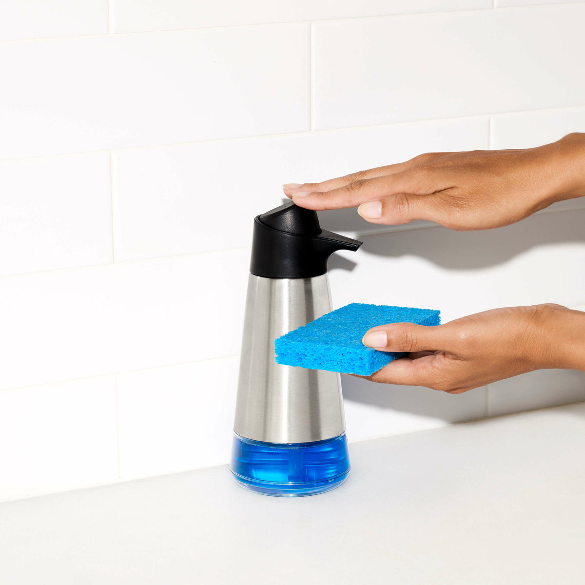easy-press-soap-dispenser-k0 gg_13144000_4a_main_03_rgb_1_.jpg