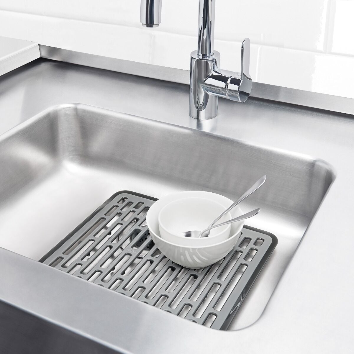 oxo-good-grips-small-sink-mat-m6 gg_13190610_9a.jpg
