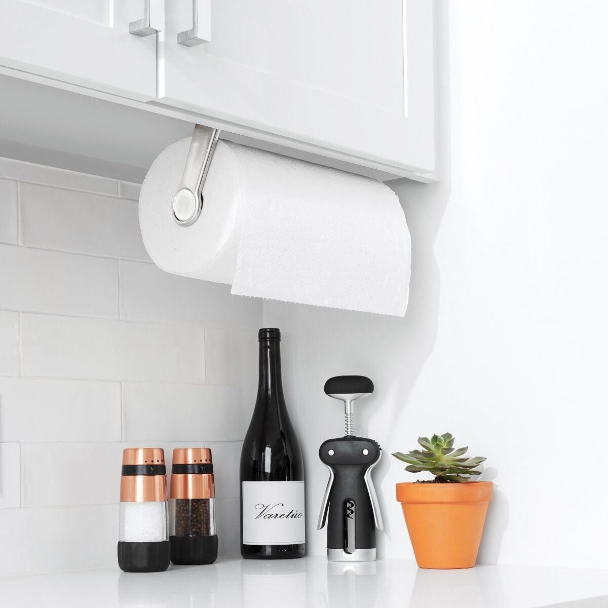 steady-mounted-paper-towel-holder-j4 gg_13245200_9b.jpg